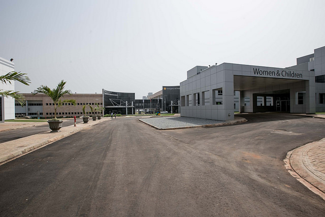 mahama-at-ug-medical-centre-2