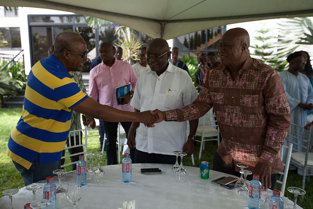 mahama-meets-minority-mps-10