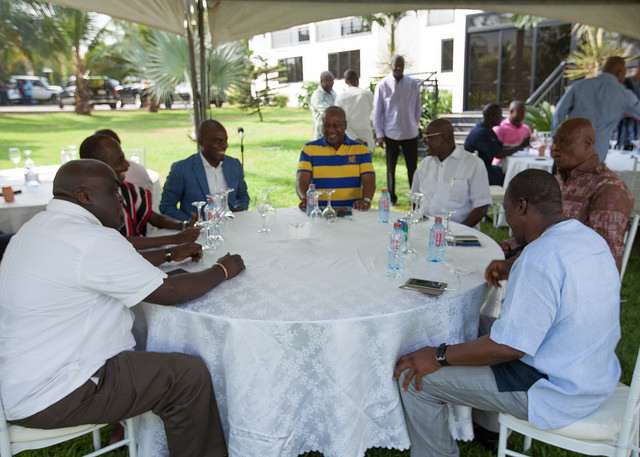 mahama-meets-minority-mps-14