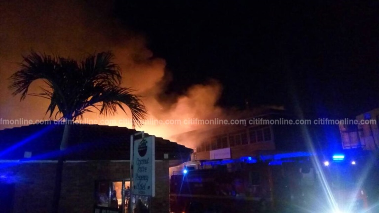 coconut-groove-regency-hotel-on-fire-3