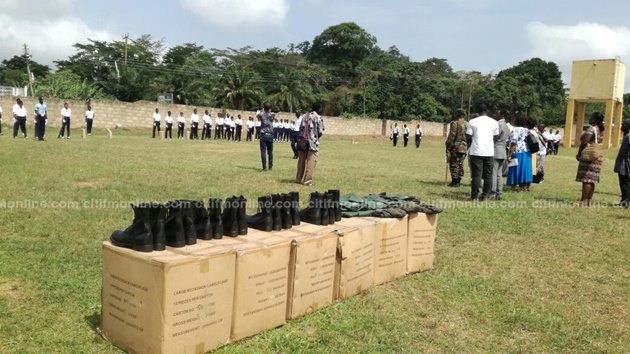 hief-of-defence-staff-major-general-obed-akwa-has-donated-military-training-boots-2
