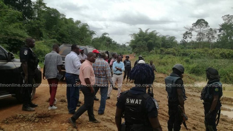 ministerial-taskforce-tours-galamsey-site-11_800x449