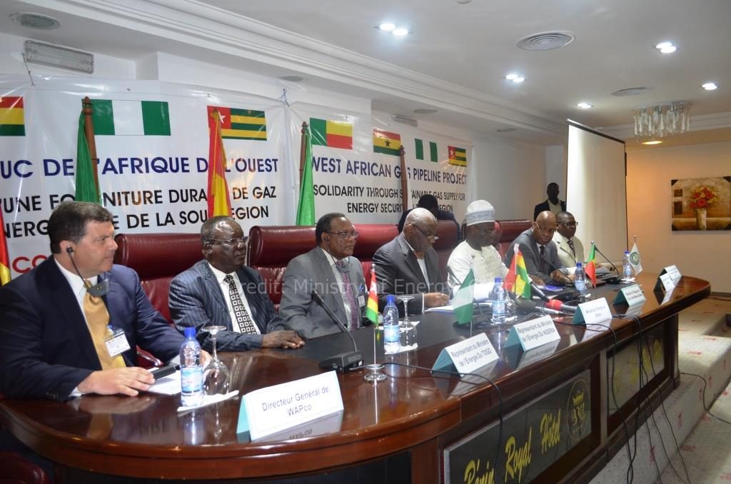 minister-of-energy-hon-boakye-agyarko-middle-at-the-com-meeting-in-cotonou-benin