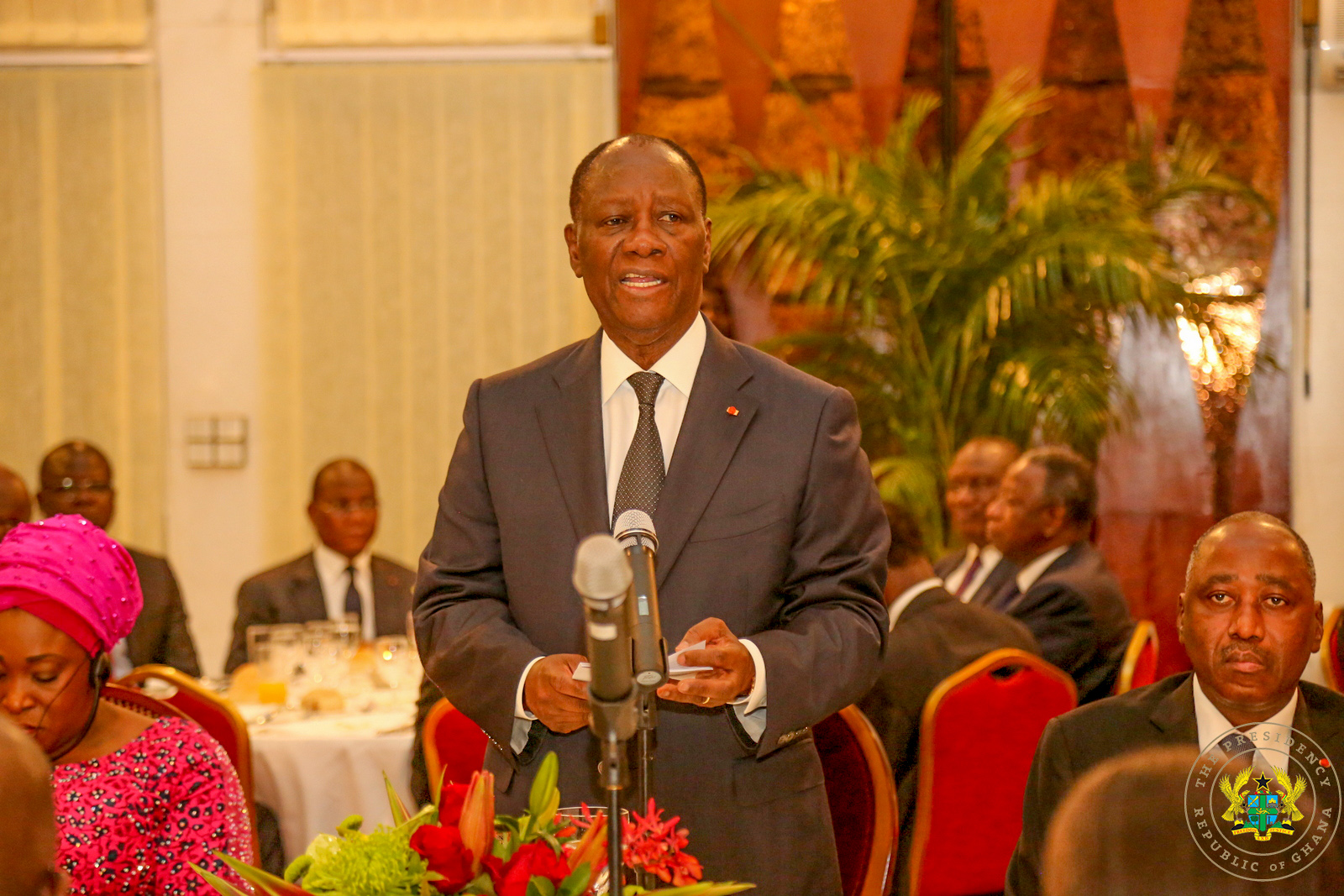 president-ouattara-proposing-a-toast-in-honour-of-president-akufo-addo