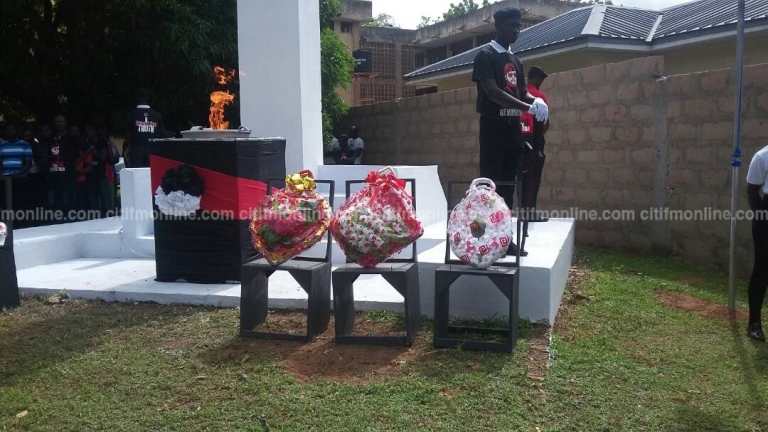 Wreath laying for departed souls during June 3 revolution