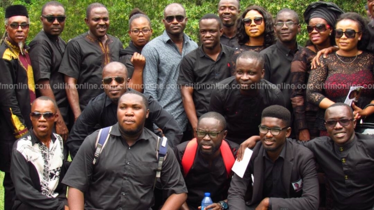 sports-journalist-at-chris-funeral-3