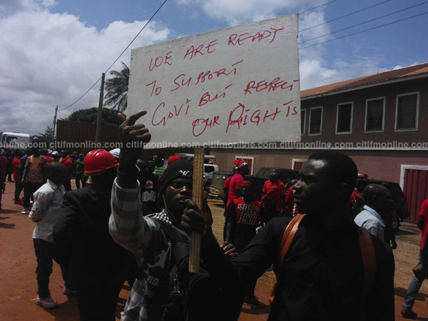 police-demonstrators-small-scale-miners-protests-4