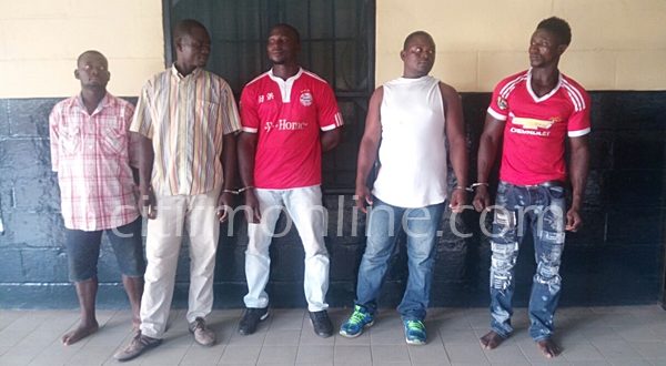 5-arrested-for-seizing-ama-tolls-assaulting-collector