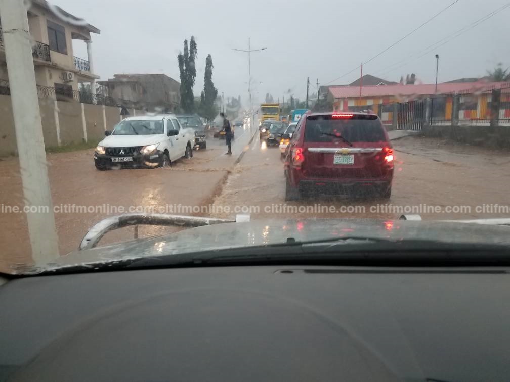 accra-floods-3