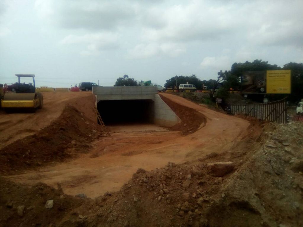 Tema-bound stretch of the tunnel