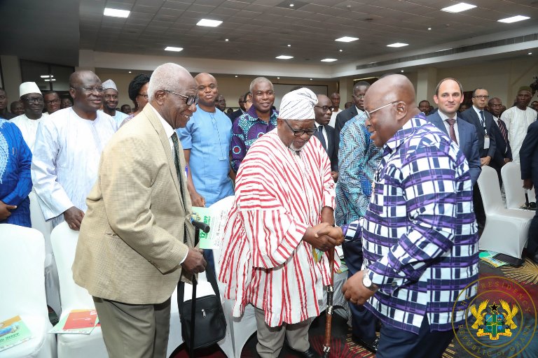 president-akufo-addo-interacying-with-participants